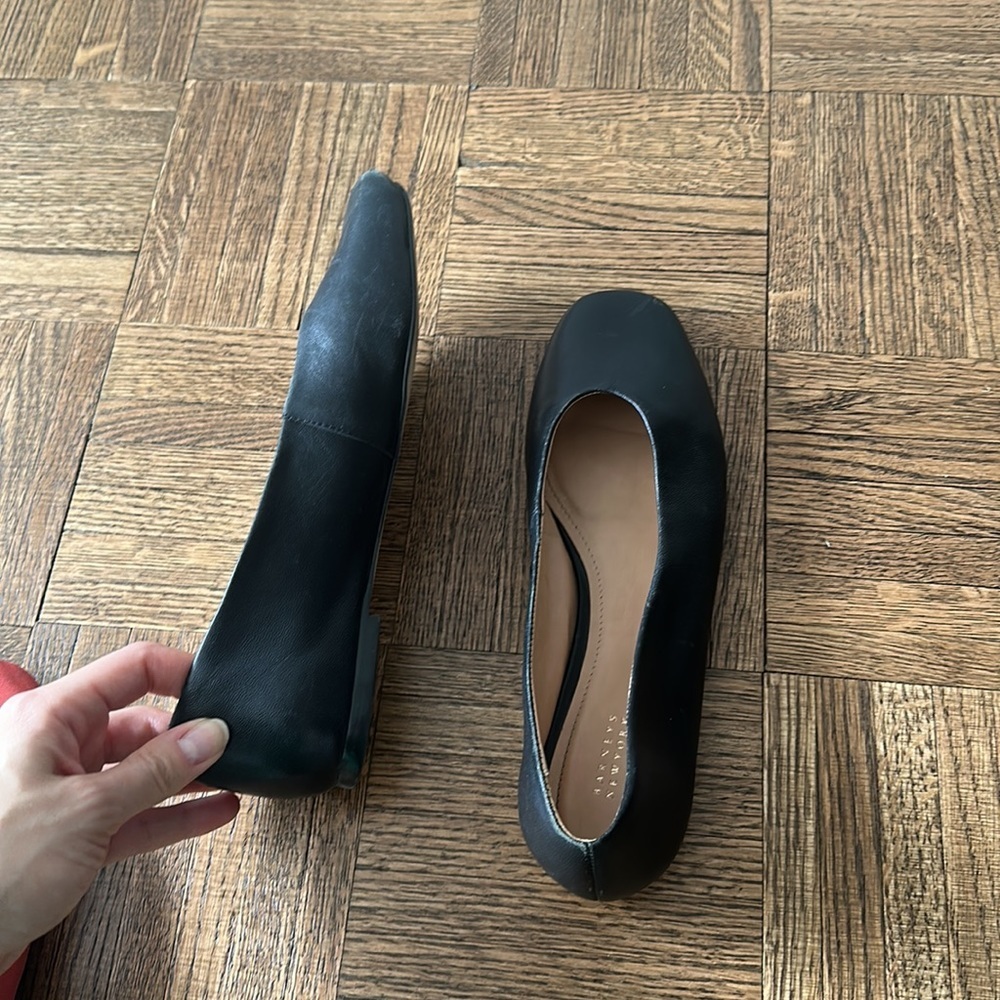 Barneys New York Leather Flats Black Size 8B Great condition - Picture 3 of 4
